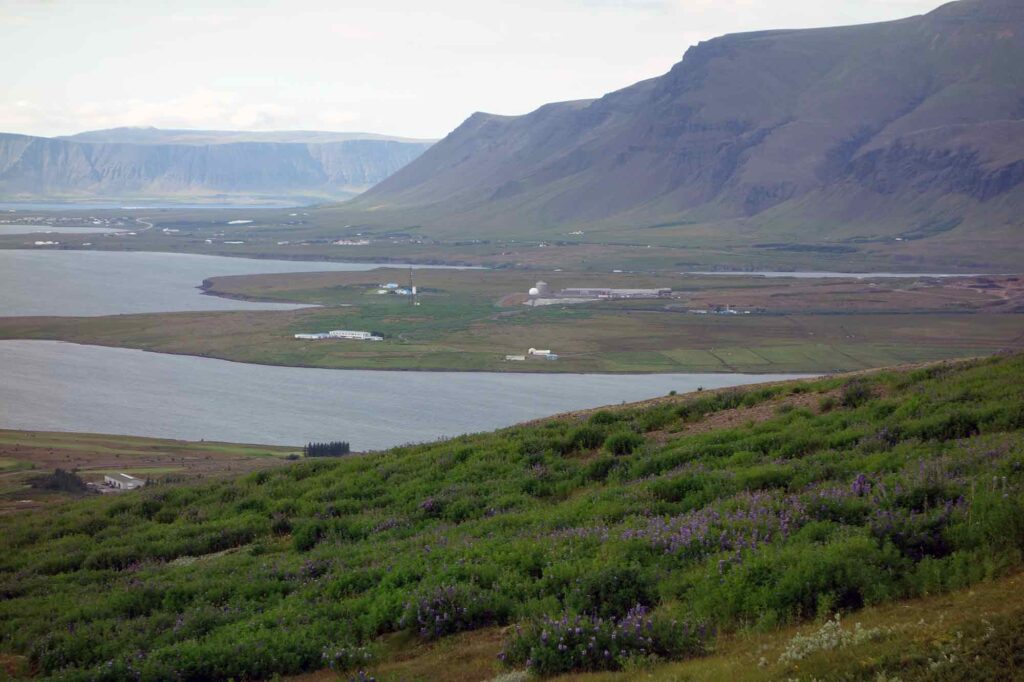 Kollafjörður og Esjan